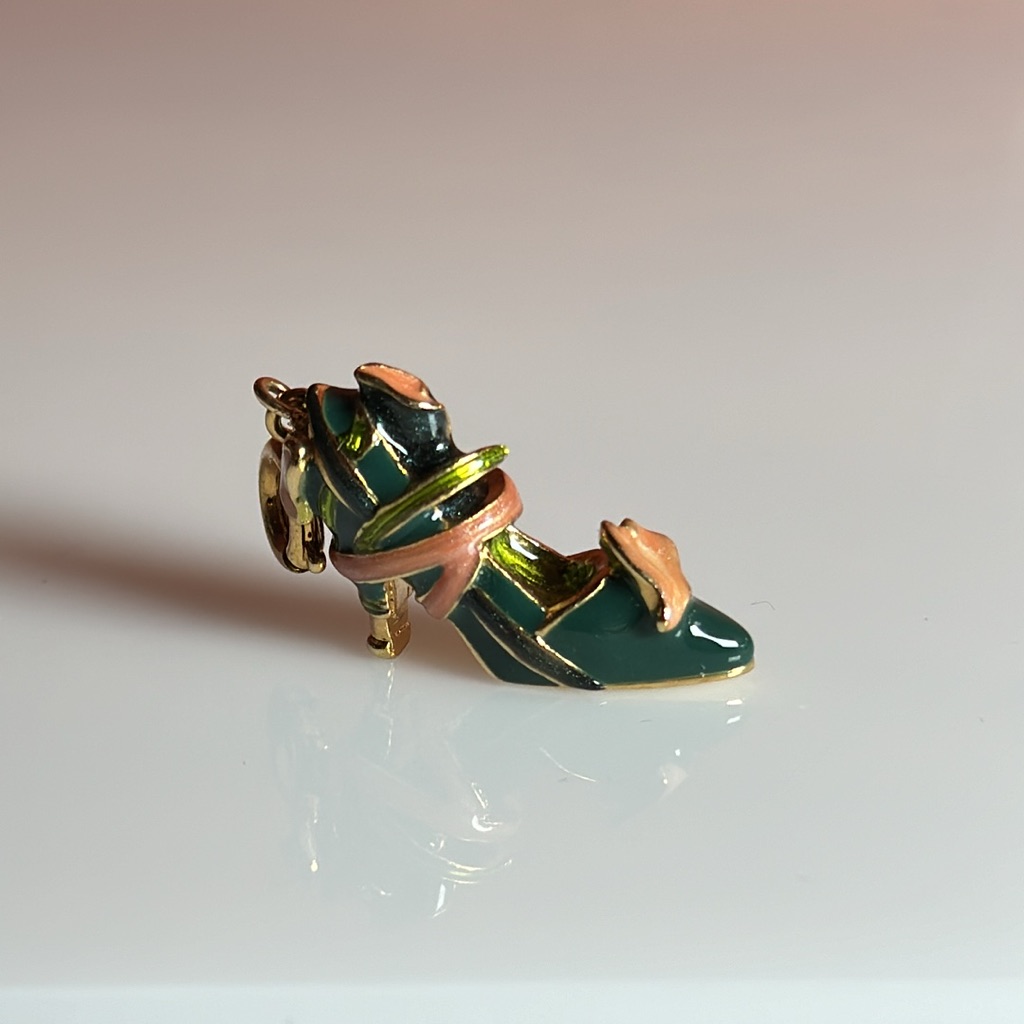 Vintage Kjl Shoe Charm 16$
